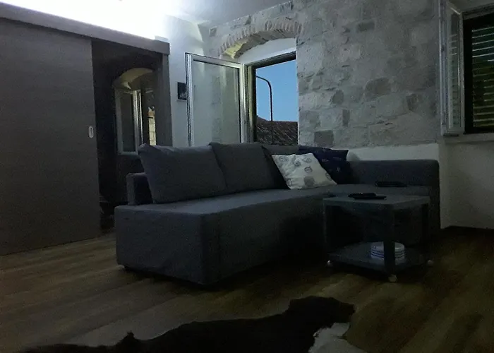 Dux Ad1735 Apartment *